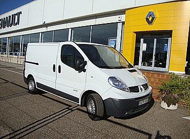 RENAULT TRAFIC-FURGON 2.0 115 cv dCi Fg. 29 CN 4p Manual