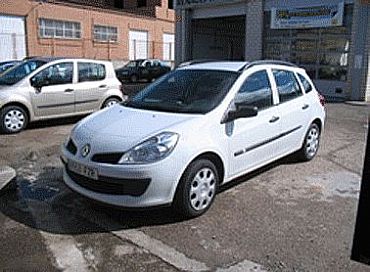 RENAULT CLIO 1.5 85 cv G.Tour DCI Authen. 5p Manual