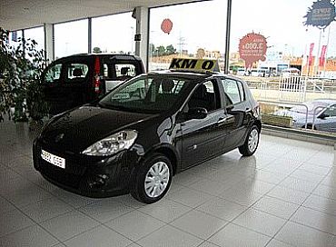 RENAULT CLIO 1.2 GASOLINA cv Expression 5p Manual