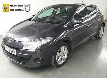 RENAULT MEGANE 1.5 105 cv dCi Dynamique 5p Manual