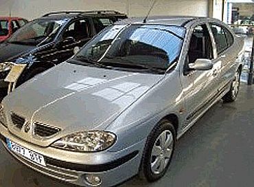 RENAULT MEGANE-CLASSIC 1.9 105 cv DCI Expression 4p Manual
