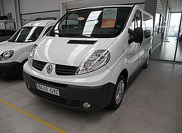 RENAULT TRAFIC-COMBI 2.0 115 cv dCi Com.6 27 CN 4p Manual