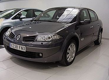 RENAULT MEGANE-SEDAN 2.0 150 cv dCi C.Dynam 4p Manual
