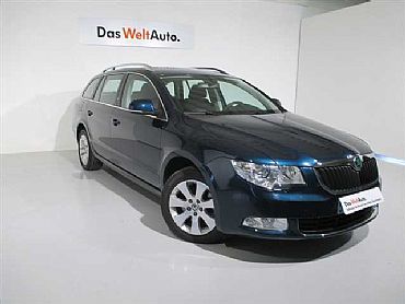 SKODA SUPERB 2.0 140 cv COMBI TDI DPF DSG AMBITION 5p Manual