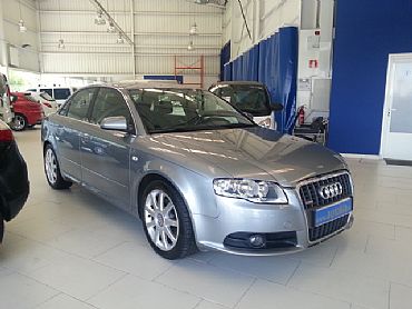 AUDI A4 2000 140 cv 2.0 tdi s-line 4p Manual