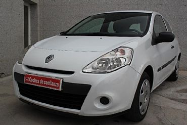 RENAULT CLIO 1.5 70 cv 1.5DCI AUTHENTIQUE 3p Manual