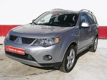 MITSUBISHI&nbsp;OUTLANDER&nbsp;2.0 140 cv 2.0 DID KAITEK 4p Manual