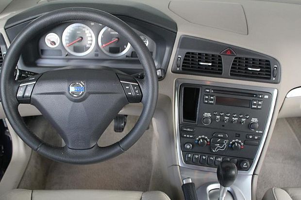 VOLVO S60 