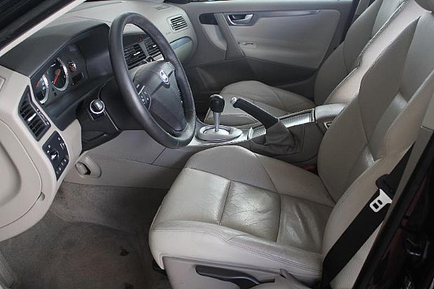 VOLVO S60 