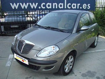 LANCIA&nbsp;YPSILON&nbsp;1.3 JTD ARGENTO DFN 70 cv 3p Manual