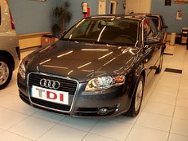 AUDI&nbsp;A4&nbsp;2.0 140 cv TDI 4p Manual