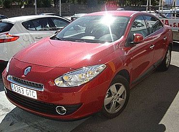 RENAULT MEGANE 1.5 105 cv Sedan dCi C.Dyn. 4p Manual