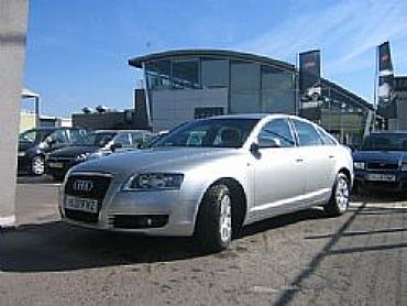 AUDI&nbsp;A6&nbsp;2.0 103 cv TDI 4p Manual
