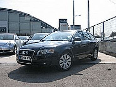 AUDI&nbsp;A4-AVANT&nbsp;2.0 140 cv TDI QUATTRO DPF 5p Manual