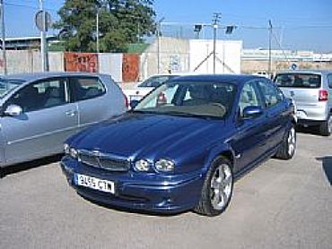 JAGUAR&nbsp;X-TYPE&nbsp;2.5 144 cv V6 EXECUTIVE 4p Manual