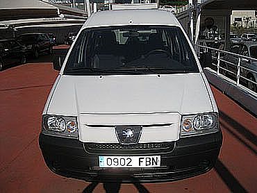 PEUGEOT EXPERT 2.0 90 cv HDI Combi 4p Manual
