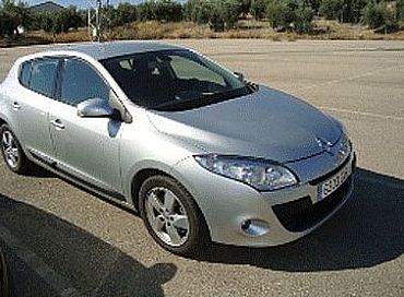 RENAULT MEGANE 1.5 105 cv dCi Dynamique 5p Manual