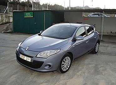 RENAULT MEGANE 1.5 105 cv dCi SL Tom Tom 5p Manual