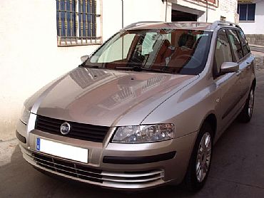 FIAT&nbsp;STILO&nbsp;1.9 115 cv DYNAMIC 5p Manual