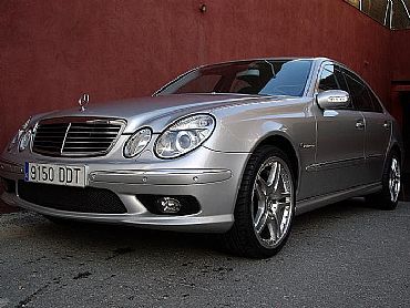 MERCEDES&nbsp;CLASE-E&nbsp;5.5 504 cv 55 AMG V8 KOMPRESSOR 4p Aut.