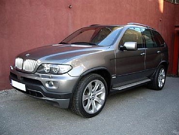 BMW&nbsp;X5&nbsp;4.8 360 cv 5p Sec.