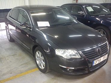VOLKSWAGEN PASSAT 2000 140 CV cv sportline 4p Manual