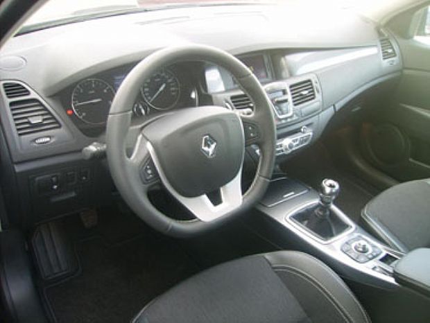 TOYOTA AVENSIS 