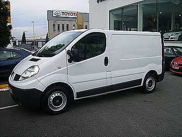 RENAULT TRAFIC 2.0 90 cv dCi Fg. 27 CN 4p Manual