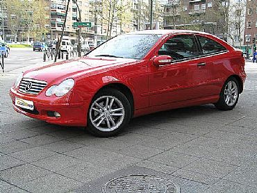MERCEDES&nbsp;CLASE-C-SPORT-COUPE&nbsp;1800 143 cv 2p Manual