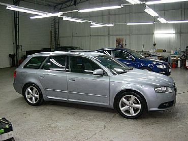 AUDI A4-AVANT 2.000 140 cv S-Line 5p Manual