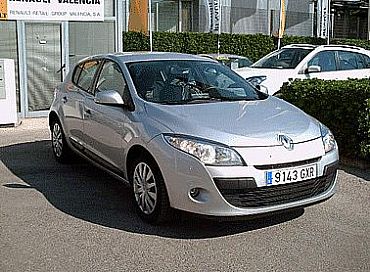 RENAULT MEGANE 1.5 105 cv dCi SL Tom Tom 5p Manual