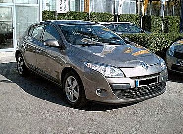 RENAULT MEGANE 1.5 105 cv dCi Dynamique 5p Manual