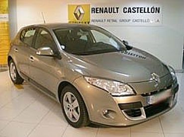 RENAULT MEGANE 1.5 105 cv dCi Dynamique 5p Manual