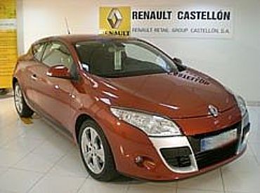 RENAULT MEGANE-COUPE 1.5 105 cv dCi Dynamique 105 5p Manual