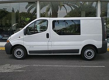 RENAULT TRAFIC-FURGON 1.9 100 cv DCi Furg 27 CN 4p Manual