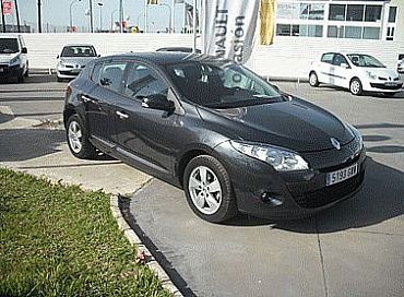 RENAULT MEGANE 1.5 105 cv dCi Dynamique 5p Manual
