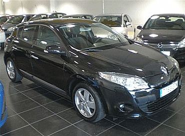 RENAULT MEGANE 1.5 105 cv dCi Dynamique 5p Manual