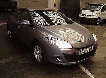 RENAULT MEGANE 1.5 105 cv dCi Dynamique 5p Manual