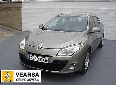 RENAULT MEGANE 1.5 105 cv ST 1.5dCi Dynamique 105 5p Manual