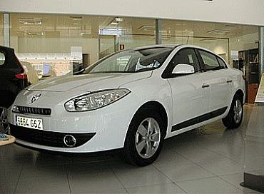 RENAULT FLUENCE 1.5 105 cv dCi Dynamique 4p Manual